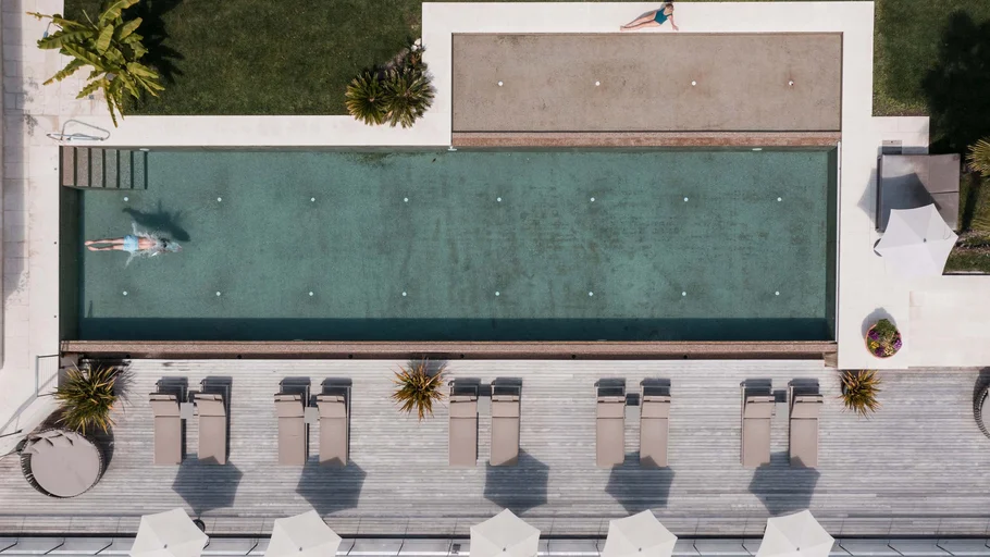 The Eschenlohe: your hotel in Schenna with an infinity pool