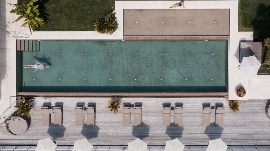 The Eschenlohe: your hotel in Schenna with an infinity pool