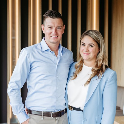 Petra und Johannes, Ihre Gastgeber im Lifestyle Hotel Alpin